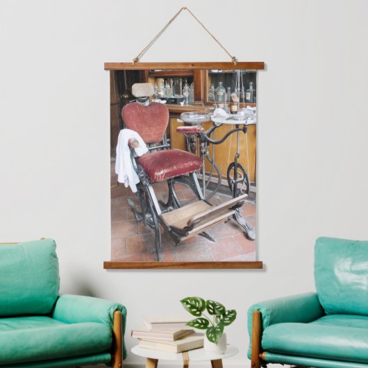 VICTORIAANS ENGLAND HANGEND WANDKLEED (Woonkamer)