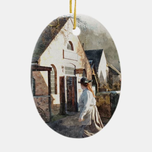 VICTORIAANS ENGLAND KERAMISCH ORNAMENT (Achterkant)