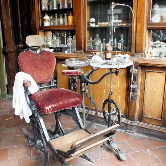 VICTORIAANS ENGLAND SLEUTELHANGER