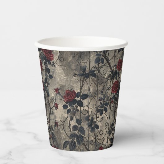 Victoriaans Gotische Tuin Rozen Patroon Papieren Bekers (Voorkant)