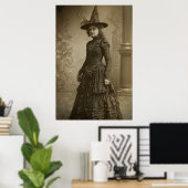 Victoriaans Heks Sepia Portretstijl 2 Poster (Thuiskantoor)