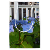 Victoriaans Hydrangea en Porch - Wijnwerf van Mart Medium Cadeauzakje (Voorkant)