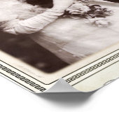  Victoriaans Lady Holding Bunch of Flowers Poster (Hoek)