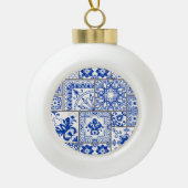 Victoriaans Majolica: Patchwork Tegel Pattern. Keramische Bal Ornament (Voorkant)