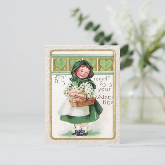 Victoriaans Meisje Basket Hart Briefkaart (Staand voorkant)