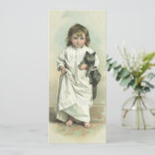 Victoriaans meisje in een nachtjapon met haar kat (Staand voorkant)