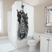 Victoriaans Meisje in Vleermuis Kostuum I Douchegordijn (In situ)