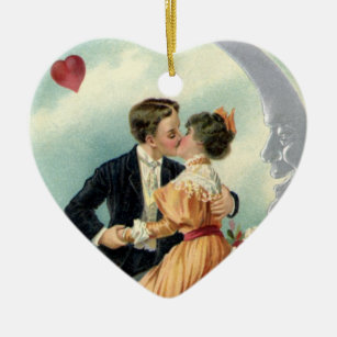  Victoriaans paar kus op een halve maan Keramisch Ornament