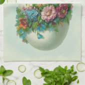 Victoriaans paasbloemei op delicaat eiblauw theedoek (Gevouwen)