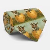 Victoriaans paasbundels in een goudeieren Stropdas (Opgerold)
