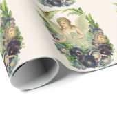 Victoriaans Paasengel met Paarse Pansy Flowers Cadeaupapier (Rol Hoek)