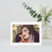 Victoriaans schoonheid in paarse jas briefkaart (Staand voorkant)