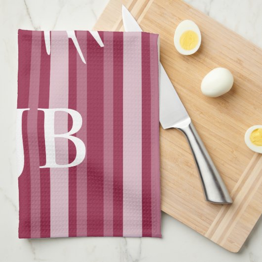 Victoriaans streep frambozen met vlindermonogram theedoek (Quarter Fold)