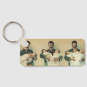 Victoriaans Vaderdag, het zijn Triplets. Sleutelhanger (Achterkant)