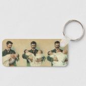 Victoriaans Vaderdag, het zijn Triplets. Sleutelhanger (Voorkant)