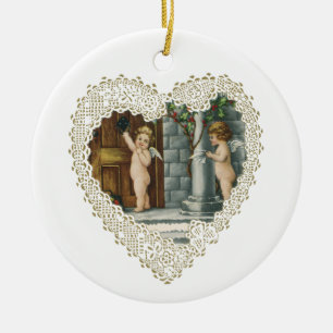 Victoriaans Valentijnsdag,  Angels w Letter Keramisch Ornament