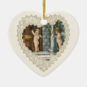 Victoriaans Valentijnsdag,  Angels w Letter Keramisch Ornament (Voorkant)