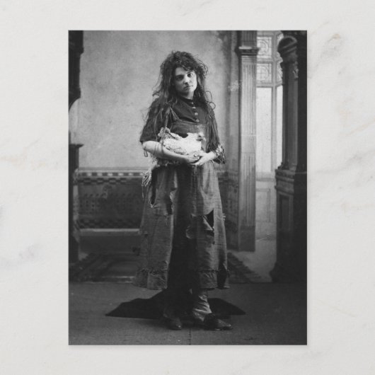  Victoriaans vrouw die een kip houdt Briefkaart (Voorkant)