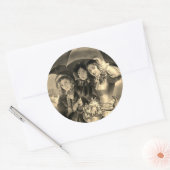 Victoriaans vrouw met Victoriaans paraplu's Ronde Sticker (Envelop)