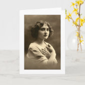 Victoriaanse vrouw armen gekruist kaart (Gele Bloem)