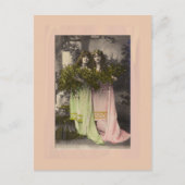 Victorian ladies with flowers in the cemetery post briefkaart (Voorkant)