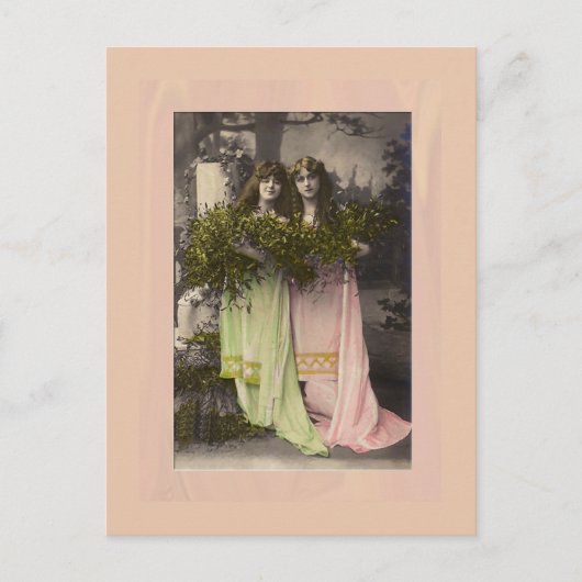 Victorian ladies with flowers in the cemetery post briefkaart (Voorkant)