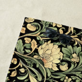 Victorian-style floral pattern  strandlaken (In situ)