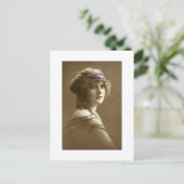 Victorian woman hair in beads and scarf briefkaart (Staand voorkant)