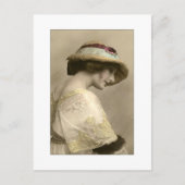 Victorian woman in hat and beaded dress briefkaart (Voorkant)