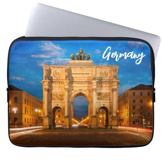 Victory Gates Duitsland Laptop Sleeve (Voorkant)