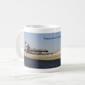 Victory & James L. Kuber full afbeelding LLC mok (Voorkant links)