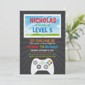 Video Game Boy Birthday Party Uitnodiging (Staand voorkant)