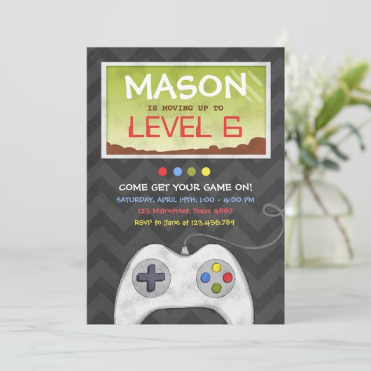 Video Game Boy Birthday Party Uitnodiging (Staand voorkant)