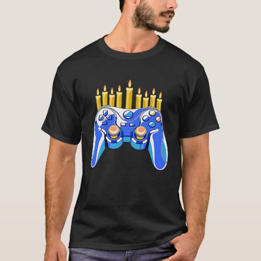 Video Game Controller Chanukah Menorah Candelabra T-shirt (Voorkant)