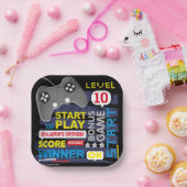 Video game-controller op gameniveau op zaterdag papieren bordje (Feest)