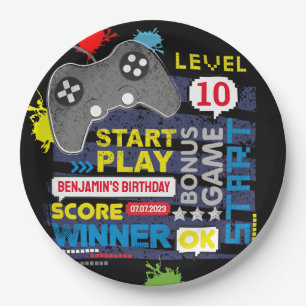 Video game-controller op gameniveau op zaterdag papieren bordje