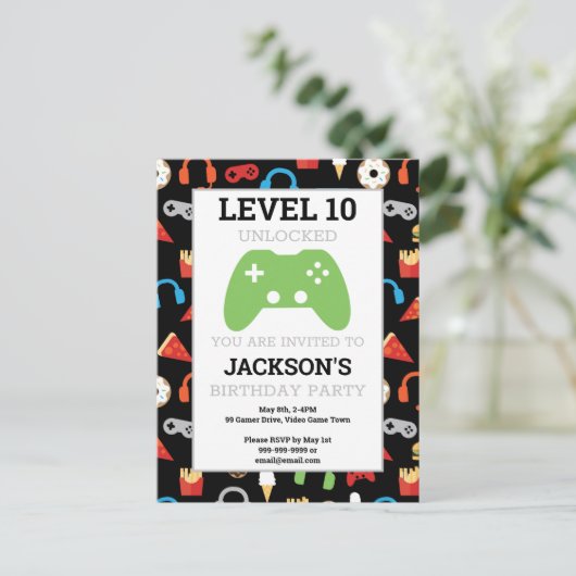 Video Game Party Level Up Kids Verjaardagsfeest Uitnodiging Briefkaart (Staand voorkant)