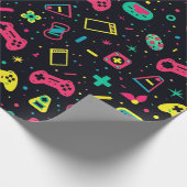 Videogamecontrollers en speelgoedpatroon cadeaupapier (Hoek)