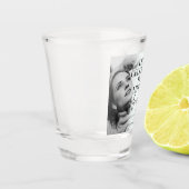 Viel het levensgedenkteken voor en na de foto shot glas (Links)