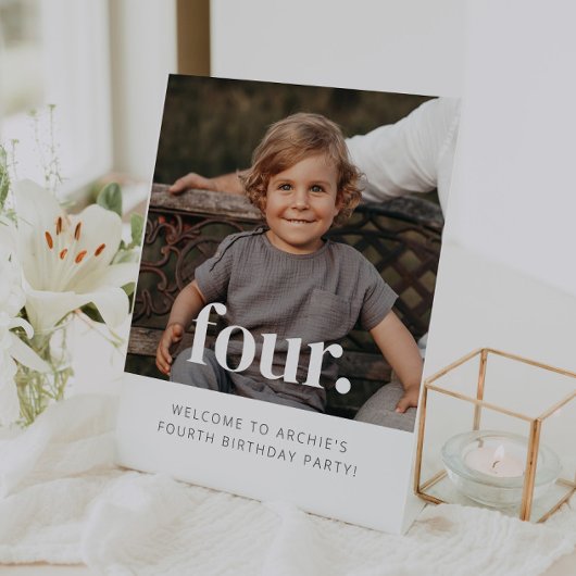 Vier - 4e verjaardag Foto Welkom Teken Reclamebord Met Voetstuk