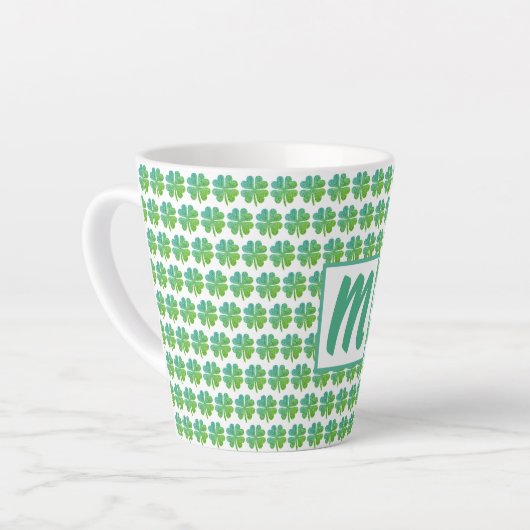 Vier bladluiken Pattern Green Blue Monogramed Latte Mok (Linkerhoek)