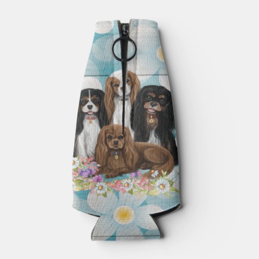 Vier Cavalier King Charles Spaniels in Flowers Flesjeskoeler (Achterkant)
