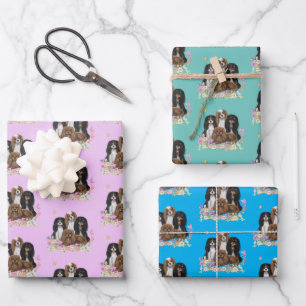 Vier Cavalier King Charles Spaniels in Flowers   Inpakpapier Vel
