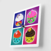 Vier Cupcakes Vierkante Wandklok (Hoek)