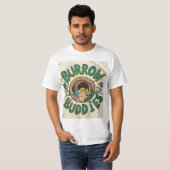 Vier de ondergrondse bemanning "Burrow Buddies" T-shirt (Voorkant volledig)