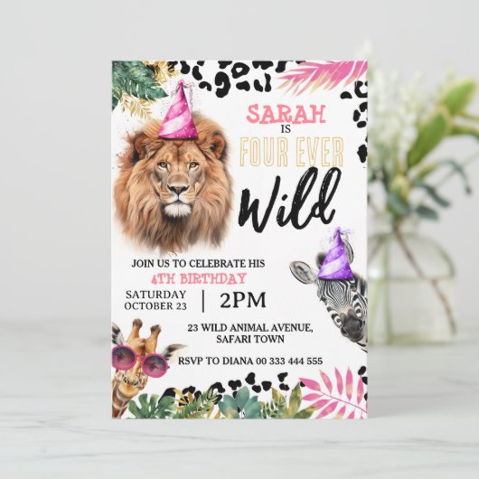 Vier-Ever Wild Safari Dieren Meisje 4e Verjaardag Kaart (Staand voorkant)