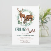Vier Ever Wild Woodland Birthday Invitation Boys Aankondiging (Staand voorkant)