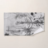 Vier flessen en witte bloemen bad handdoek (Handdoek)