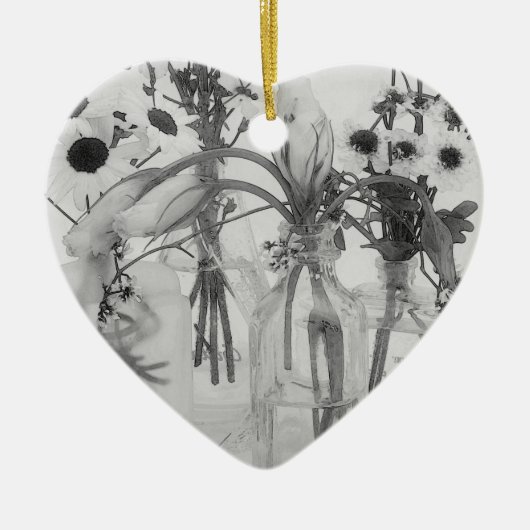 Vier flessen en witte bloemen keramisch ornament (Voorkant)