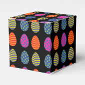 Vier gekleurde eitjes bedankdoosjes (Voorkant Zijde)